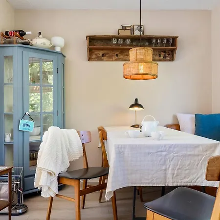 Gorgeous Home In Hojby With Wifi
